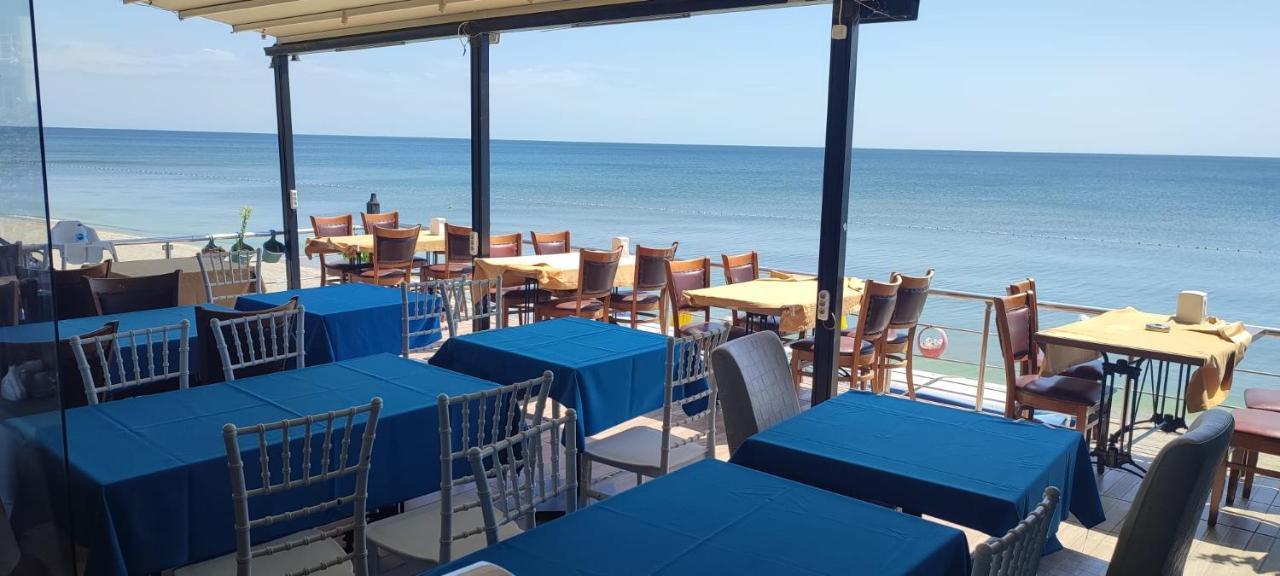 Deniz Hotel Kumburgaz Büyükçekmece Exteriör bild